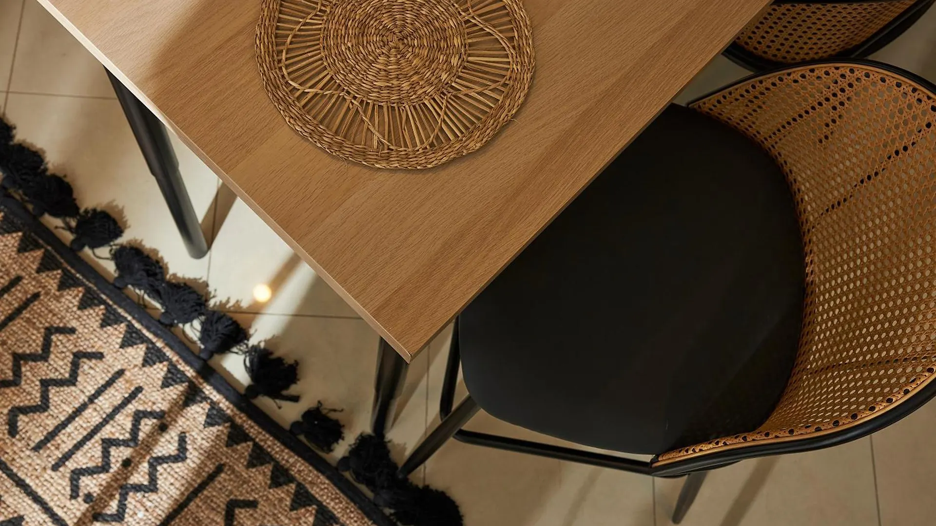 Pomegranate Luxury Studio By Binobi! Thessaloniki 0*,