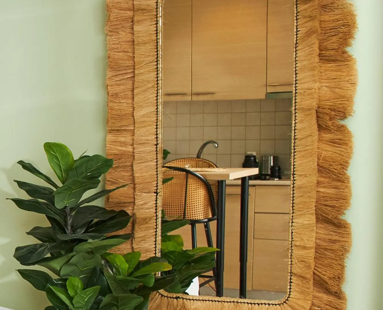 Pomegranate Luxury Studio By Binobi! Thessaloniki Apartment